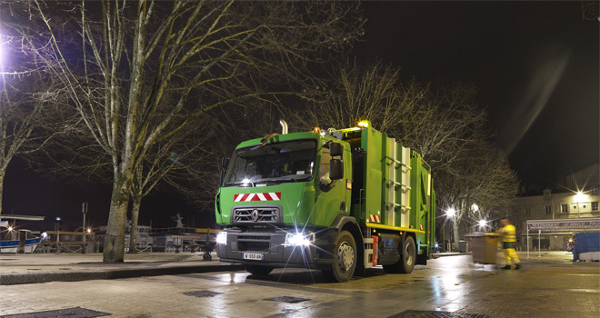 Renault Trucks D Wide CNG met Euro 6 Renault Trucks introduceert D Wide CNG met Euro 6