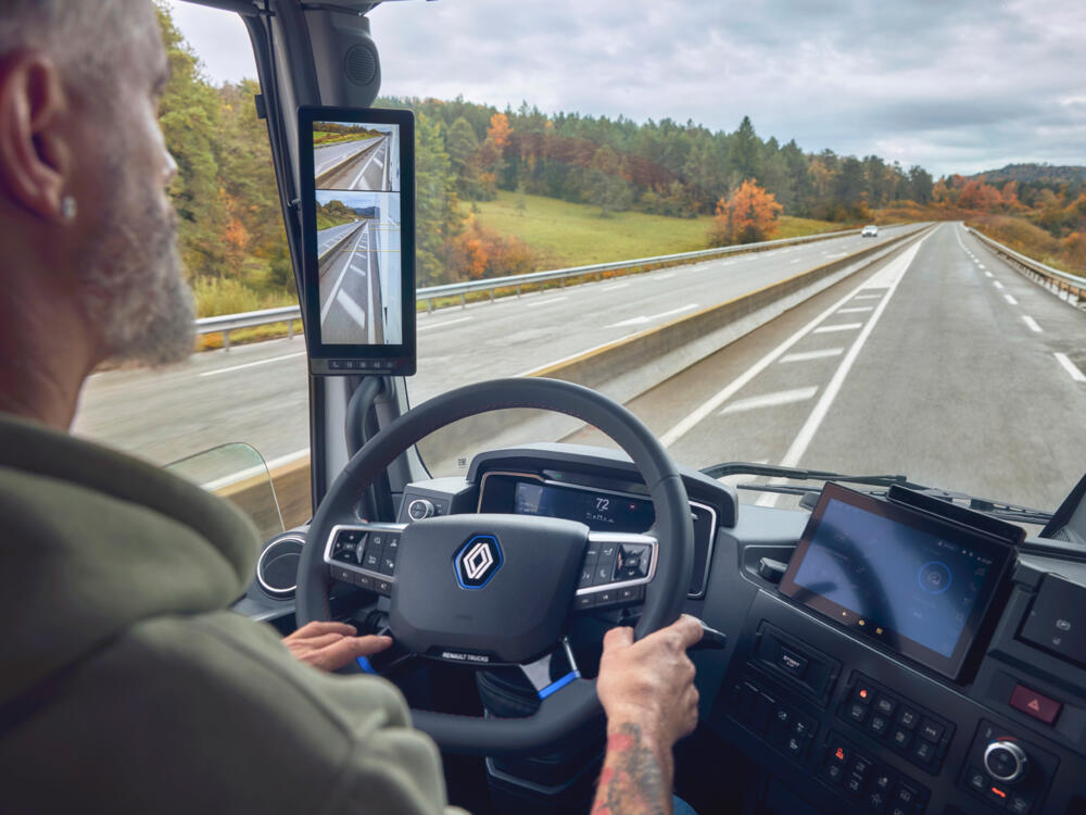 Renault Trucks E-Tech T Camera Monitor System