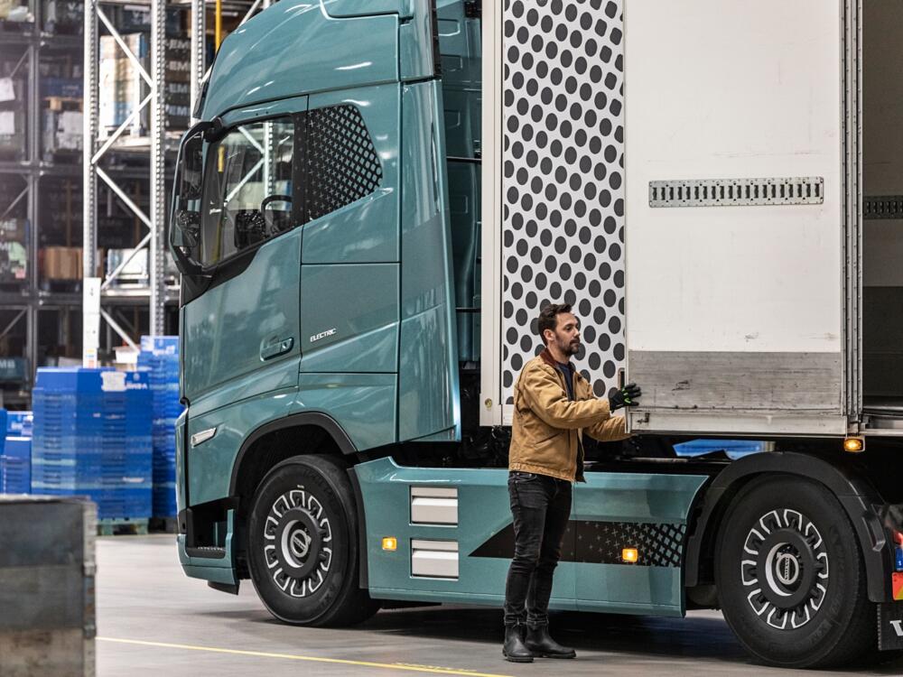 Nijwa-Volvo-FH-Electric-007 Nijwa-Volvo-FH-Electric-007