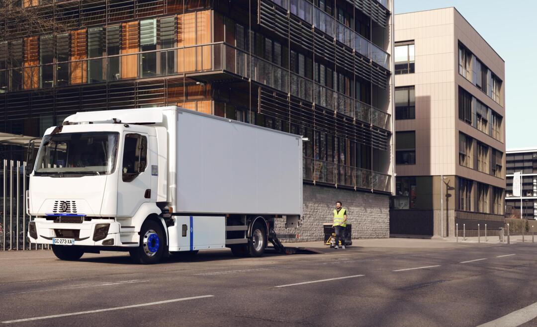 Nijwa-zero-Renault-Trucks-D-E-Tech-laden