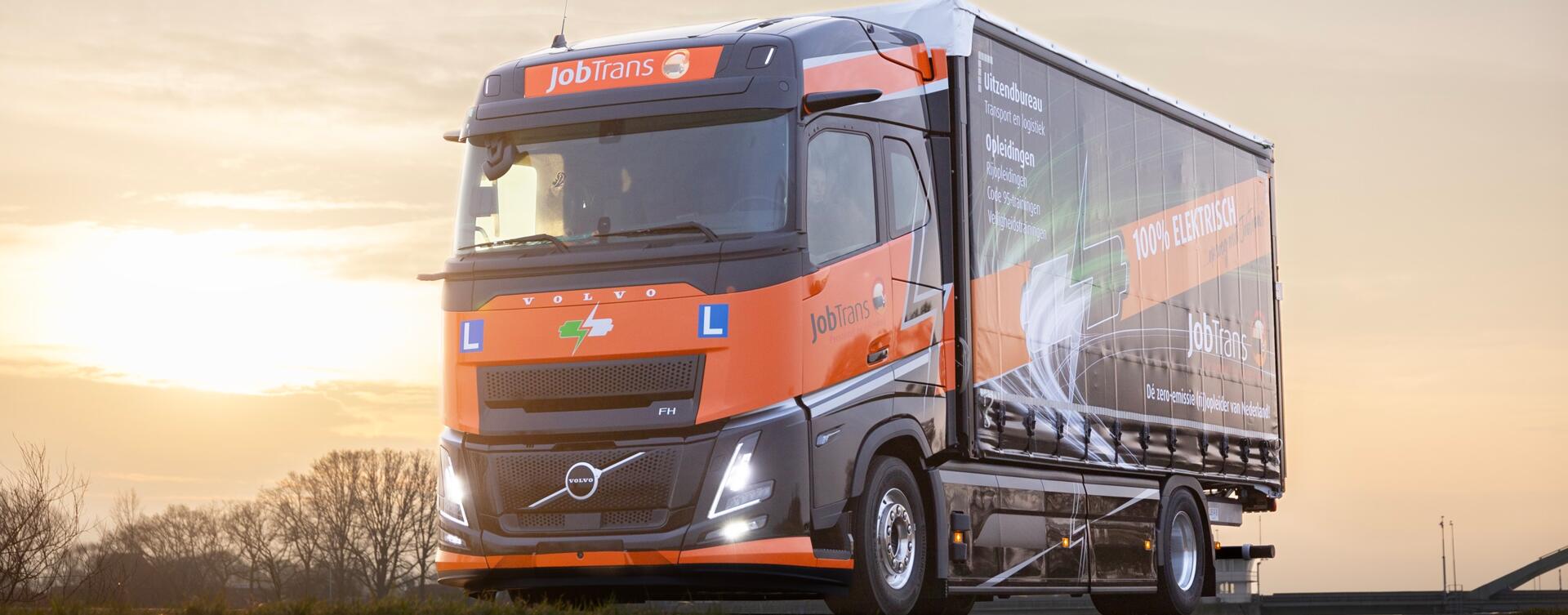 Europese primeur: JobTrans start zero-emissie rijopleiding met Volvo FH Aero Electric