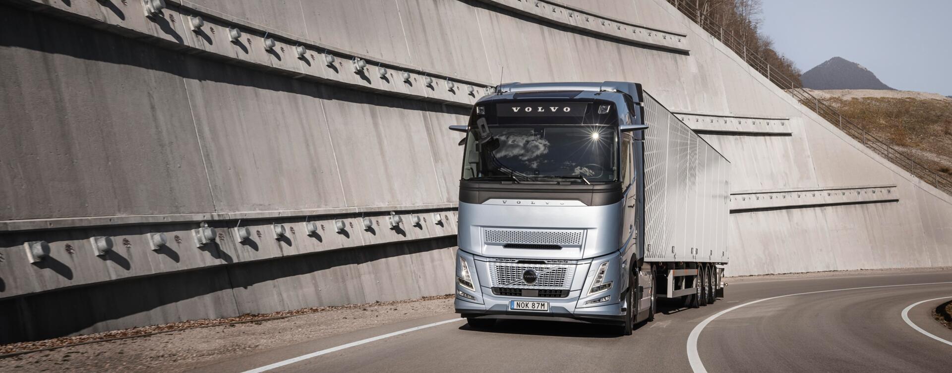 Bespaar brandstof met nieuwe stop-start-motortechnologie van Volvo Trucks