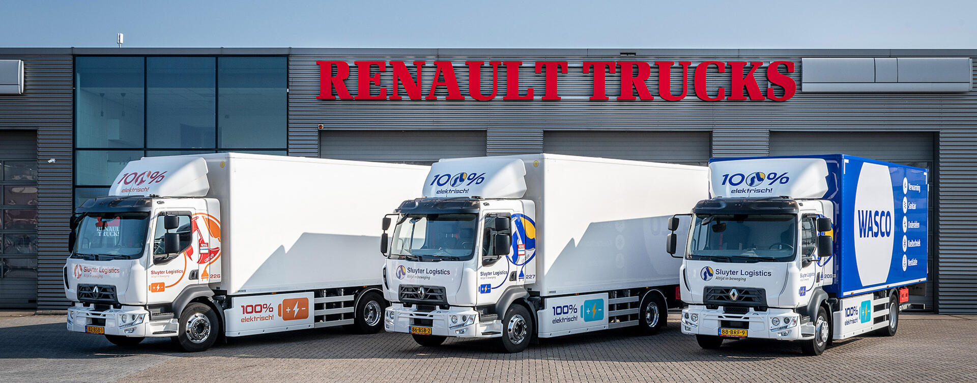 Drie elektrische Renault Trucks D bakwagens voor Sluyter Logistics