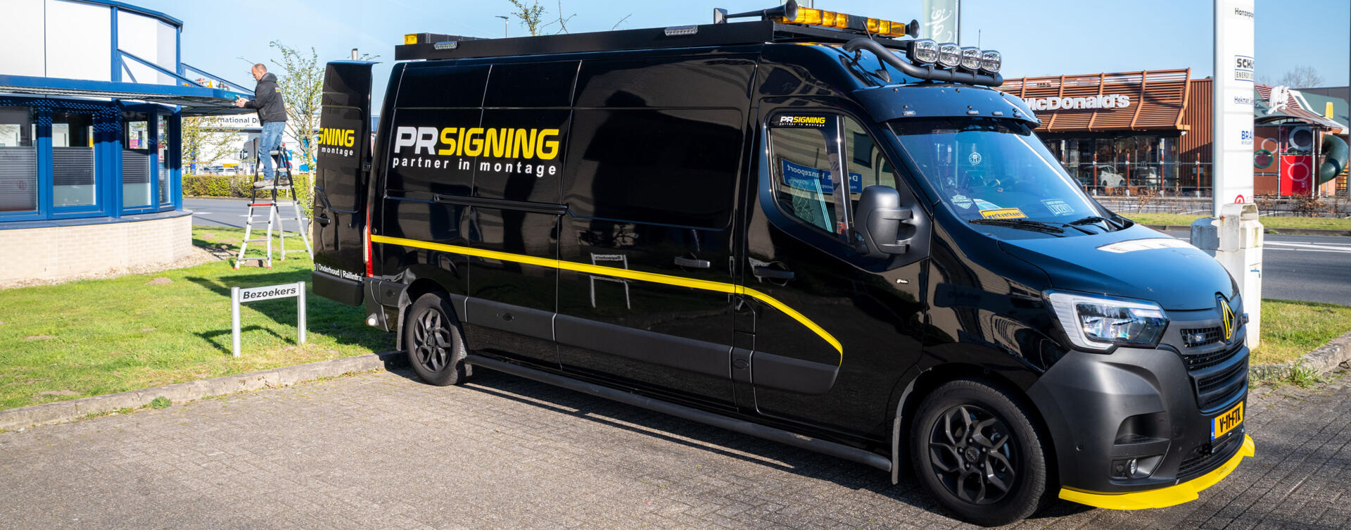 De state-of-the-art Renault Master van PRSIGNING