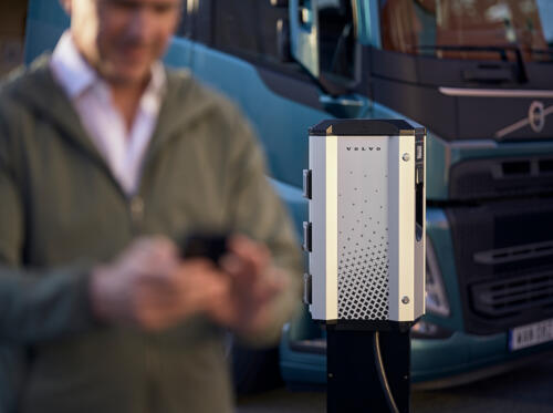 volvo-energy-charging-management-header