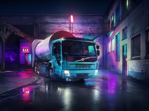 volvo-fe-electric-by-night