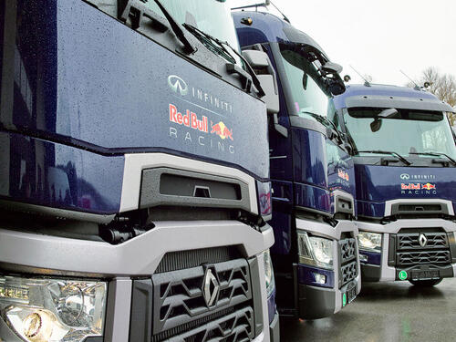 renault-trucks-t-520-high-sleeper-red-bull-racing.jpeg