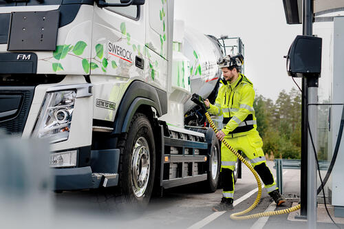 elektrische-volvo-fm-swerock-opladen