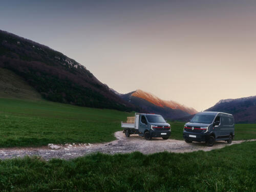 Renault Trucks Master Red EDITION offroad 1