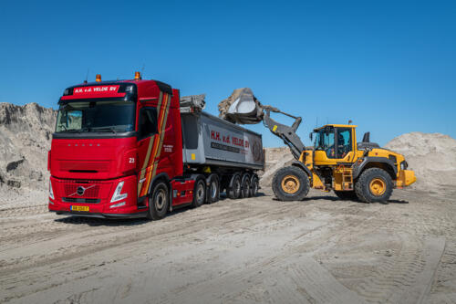 Volvo FH Aero HH van der Velde 1