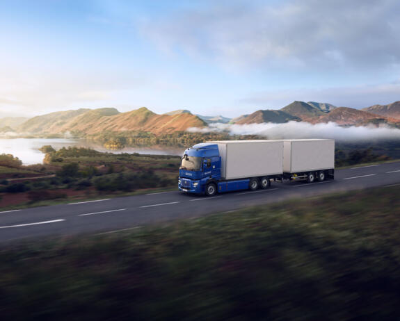 Nijwa-Renault-Trucks-Digitaliseert-Cabine-Interieur-Nieuwe-Veiligheidsvoorzieningen-3 Nijwa-Renault-Trucks-Digitaliseert-Cabine-Interieur-Nieuwe-Veiligheidsvoorzieningen-3