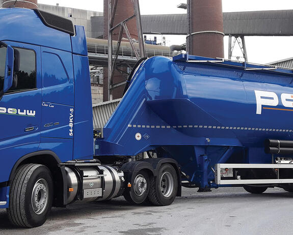 nijwa-eerste-lng-trucks-nl-2560.jpg nijwa-eerste-lng-trucks-nl-2560.jpg