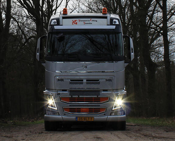 nijwa-volvo-fh-pultrum-rijssen-2560.jpg nijwa-volvo-fh-pultrum-rijssen-2560.jpg