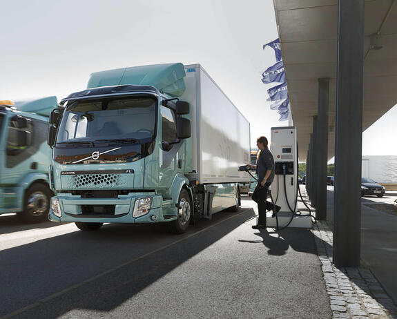 volvo-fl-electric-opladen volvo-fl-electric-opladen