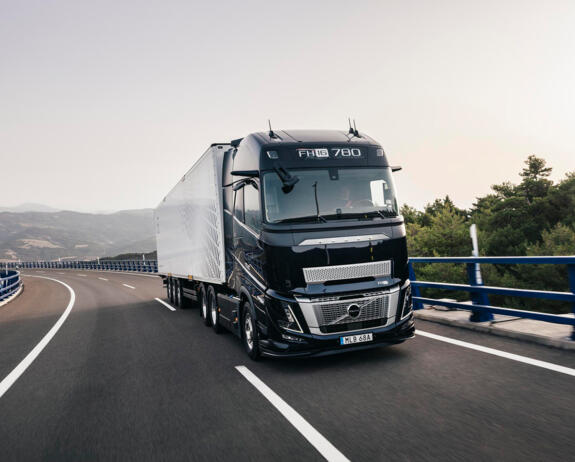 Volvo Trucks Volvo FH16-header Volvo Trucks Volvo FH16-header