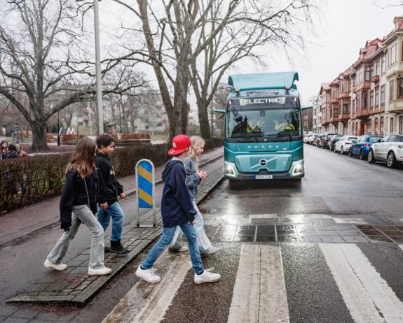 Volvo Trucks introduceert Safety Zones (3)