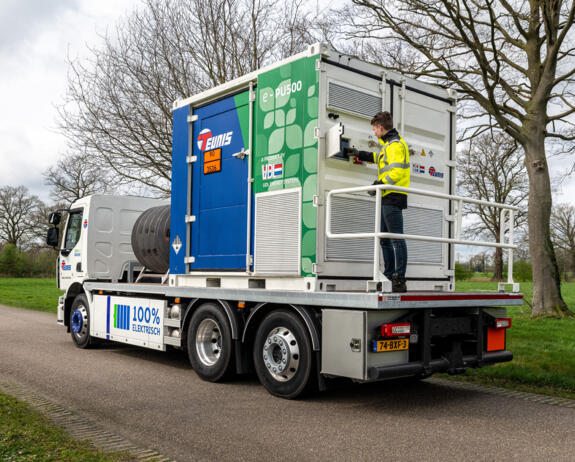 Teunis Groep Renault Trucks E-Tech D Wide truck Teunis Groep Renault Trucks E-Tech D Wide truck