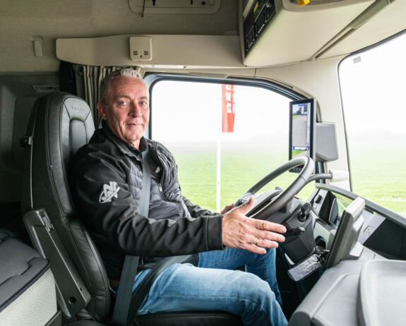 20241106-4750-hr 20241106-4750-hr