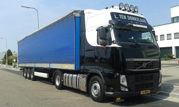 donkelaar-levering-kleur.jpg donkelaar-levering-kleur.jpg