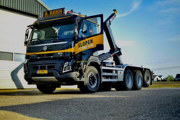 IMG_3574.jpg IMG_3574.jpg