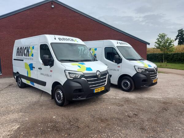 LDXT6975.jpg LDXT6975.jpg