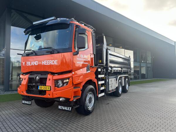 WhatsApp Image 2025-10-24 at 13.57.48 (1) WhatsApp Image 2025-10-24 at 13.57.48 (1)