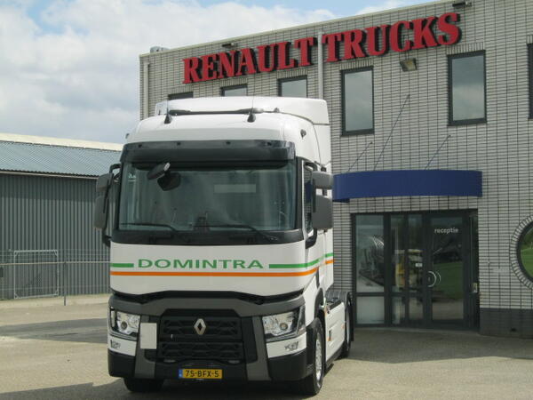 Domintra.JPG Domintra.JPG