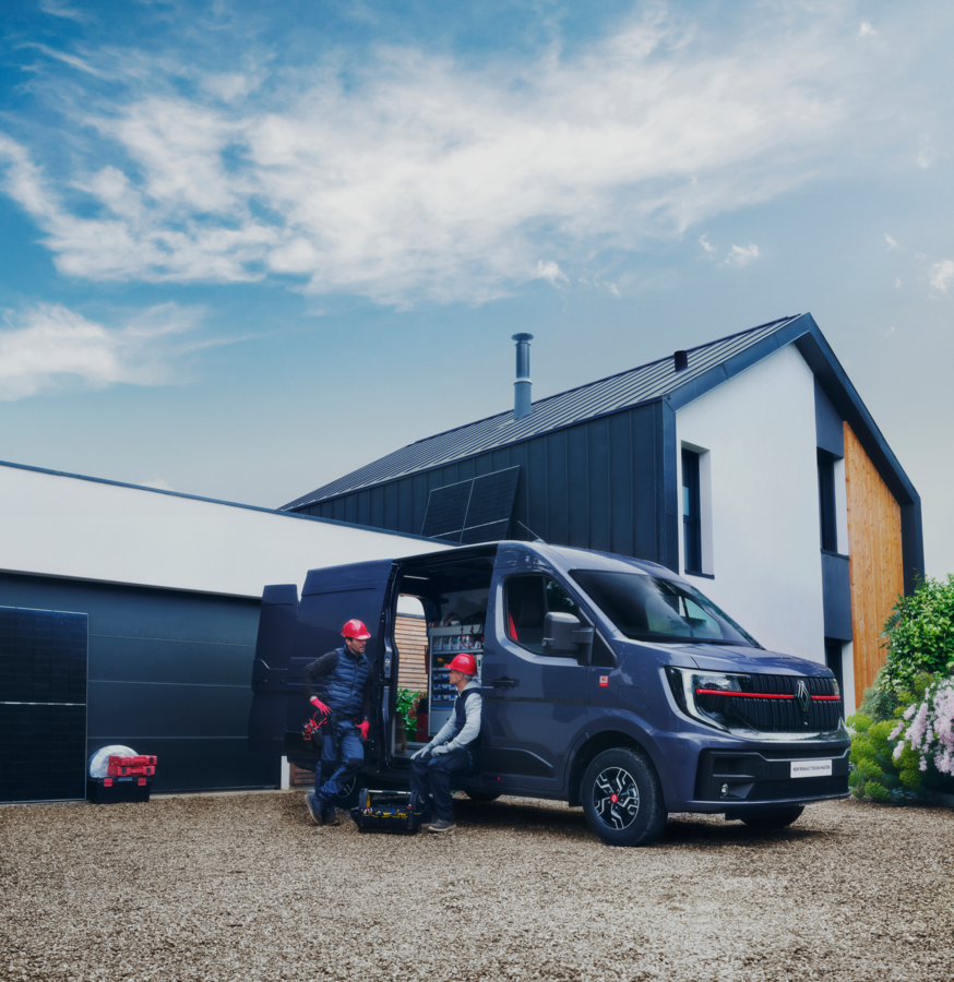 Nijwa-Renault-Master-Exclusive-Red-Edition-01